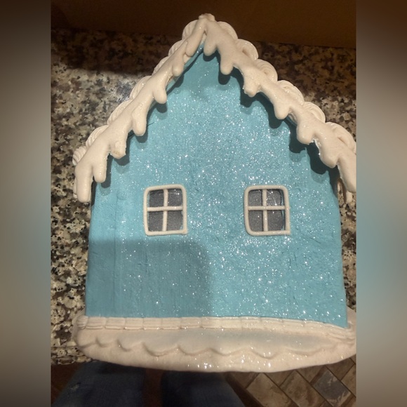 8.5” Peace Blue and White Valerie Parr Gingerbread House - Picture 6 of 12